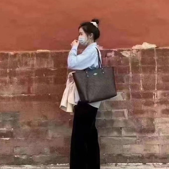 Coach shoulder Tote signature city brown and black 5696 - Picture 12 of 12